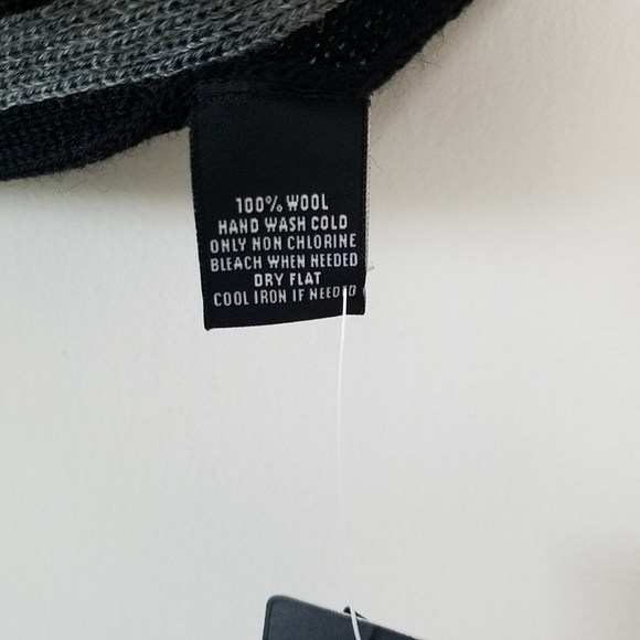 Fraas Wool Black Gray Stripe Knit Scarf - Picture 5 of 7